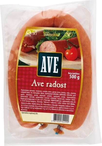 Klobasa AVE Radost Akcija u trgovini Mercator